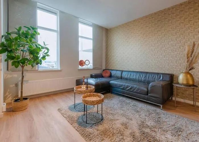 Spacious Lana, Clean Comfy Apartmán *